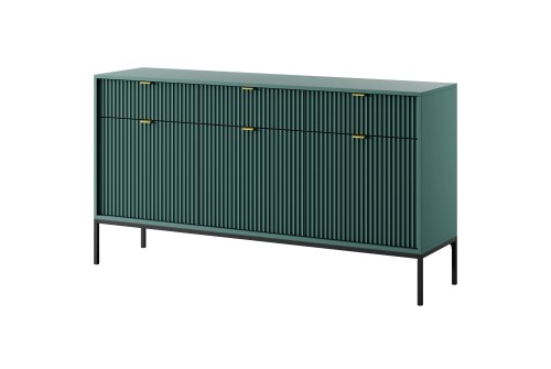 Piaski 23 08 09 Nova 5 Labrador czarny zloty biale tlo.jpg