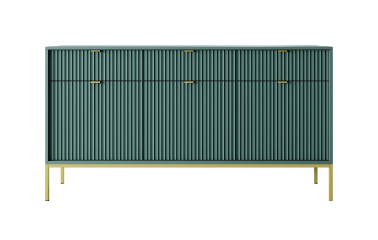 Piaski 23 08 09 Nova 5 Labrador zloty front biale tlo.jpg